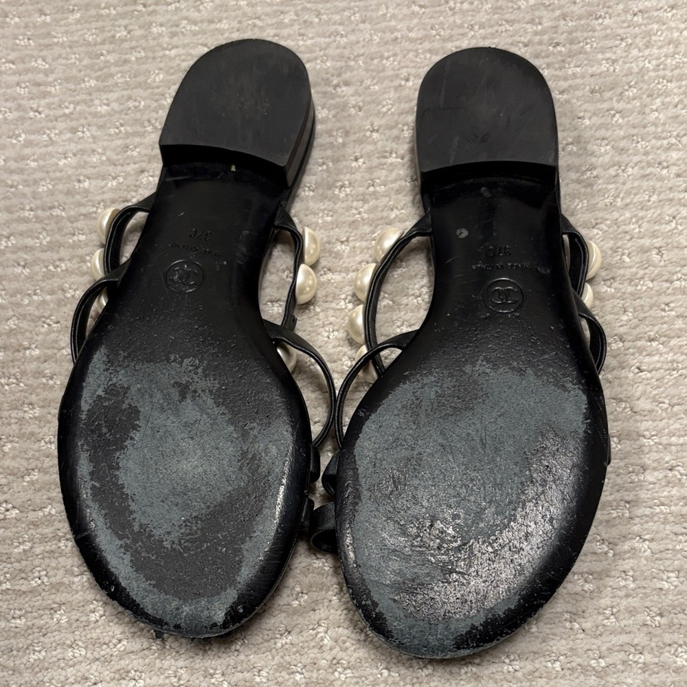 CHANEL Black Leather Pearl-Trim Slide Sandals - Picture 6 of 10